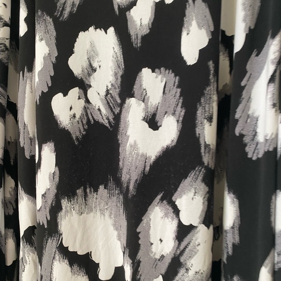 Iman Leopard Print Caftan - Picture 2 of 4